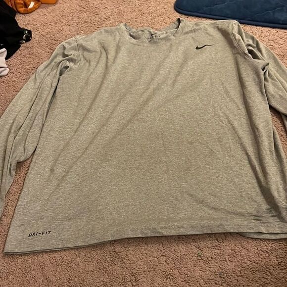 Nike drifit grey tee xl - Picture 1 of 6